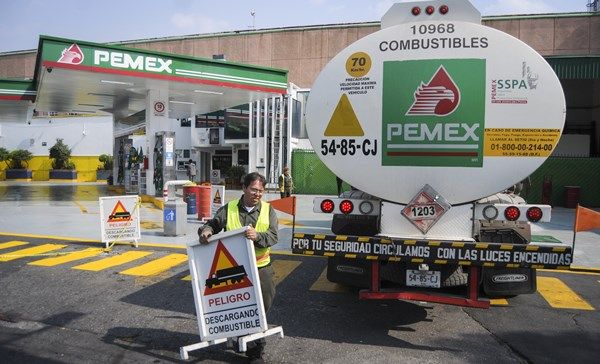 Pemex trabaja para atender desabasto de gasolina y diesel en el país