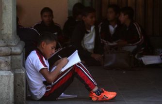 Escuelas públicas de Oaxaca inician clases con calendario de la SEP