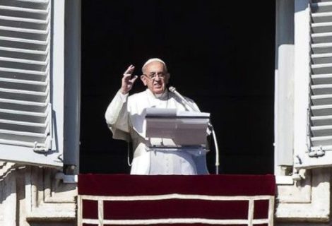 Papa pide medidas valientes para evitar pederastia en Iglesia católica
