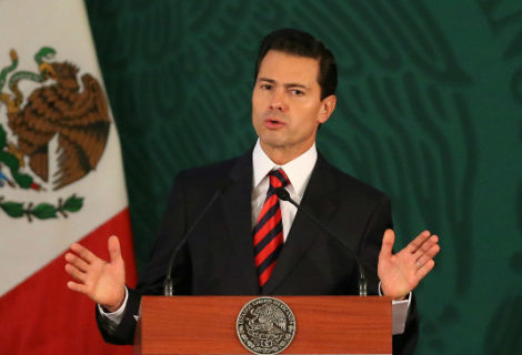 Peña Nieto llama a recibir Año Nuevo con esperanza y unidad