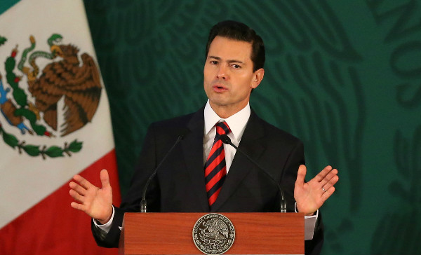 Peña Nieto llama a recibir Año Nuevo con esperanza y unidad