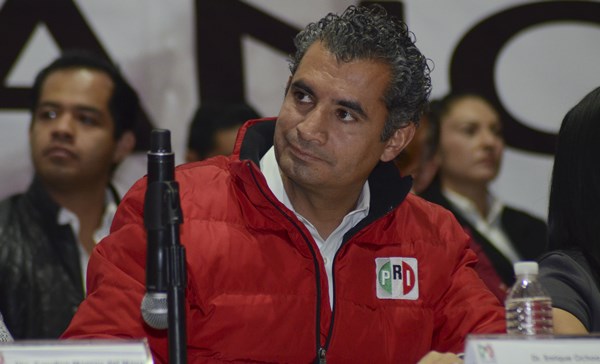 Alza en gasolinas no influirá en resultados electorales, asegura Ochoa Reza