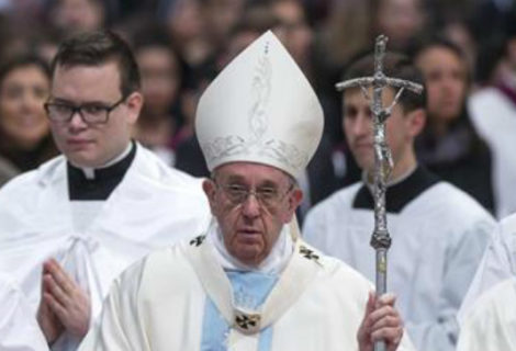 Papa condena ataque de Estambul y la mancha de sangre que envuelve el mundo