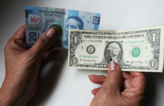 Dólar se vende en 20.86 pesos promedio, en terminal aérea capitalina