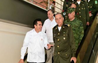 Fuerzas Armadas garante de paz e inversiones en Campeche: Moreno