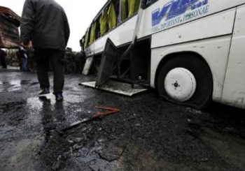 Sube a 74 los muertos tras doble atentado en Damasco; ex filial de Al Qaeda se lo reivindica