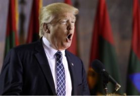 Trump niega haber cambiado su posición sobre el muro